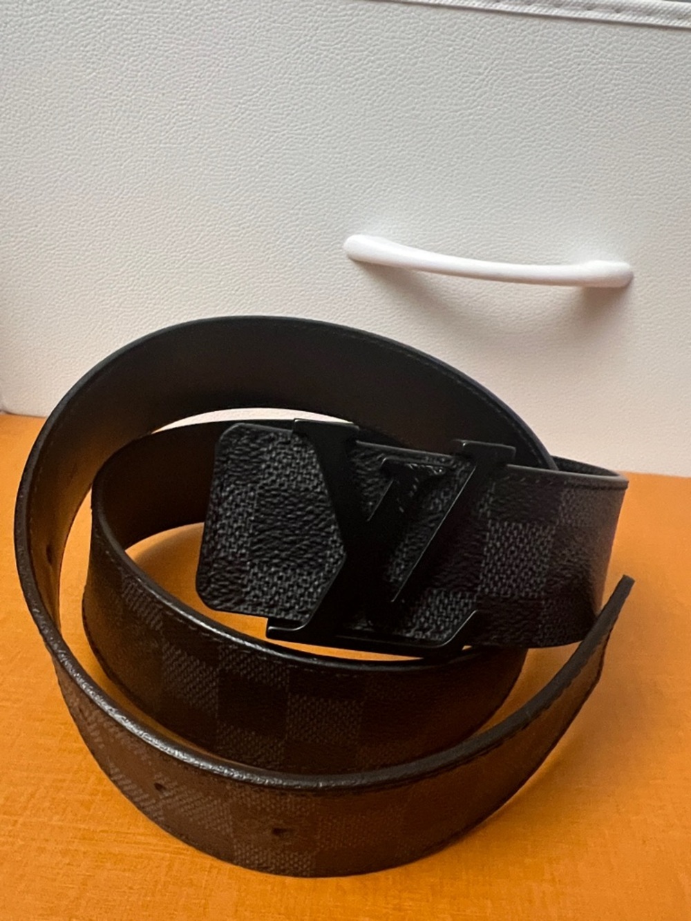 LV Initiales Black Checkered Leather Belt with Matte Black Initial Buckle - Picture 6 of 8